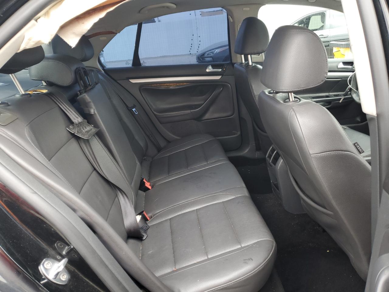 Volkswagen Jetta Wolfsburg Image 6