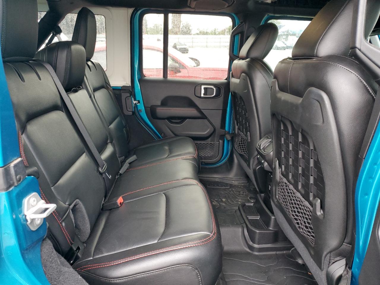 Jeep Wrangler Rubicon Image 10