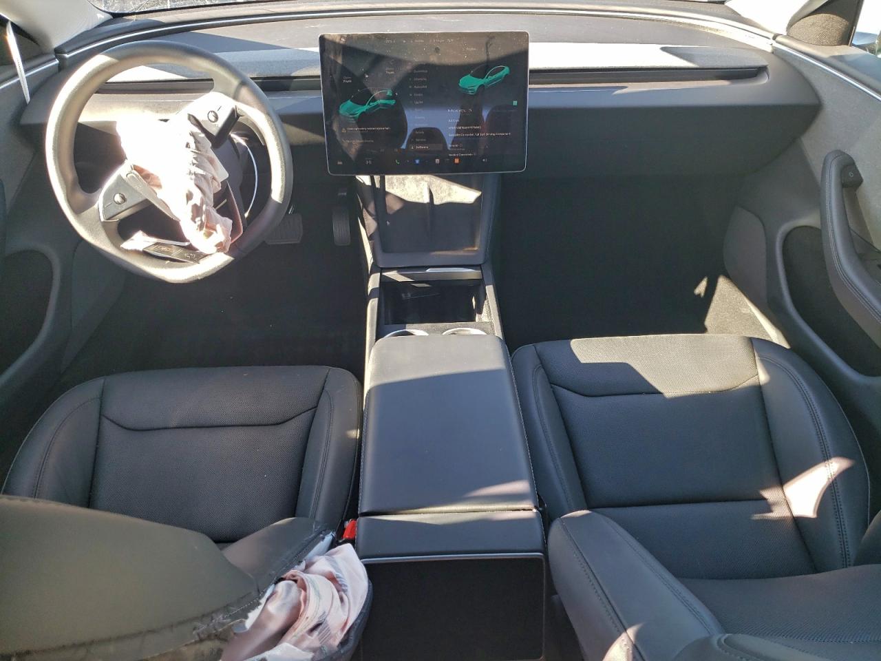 Tesla Model 3 Image 7
