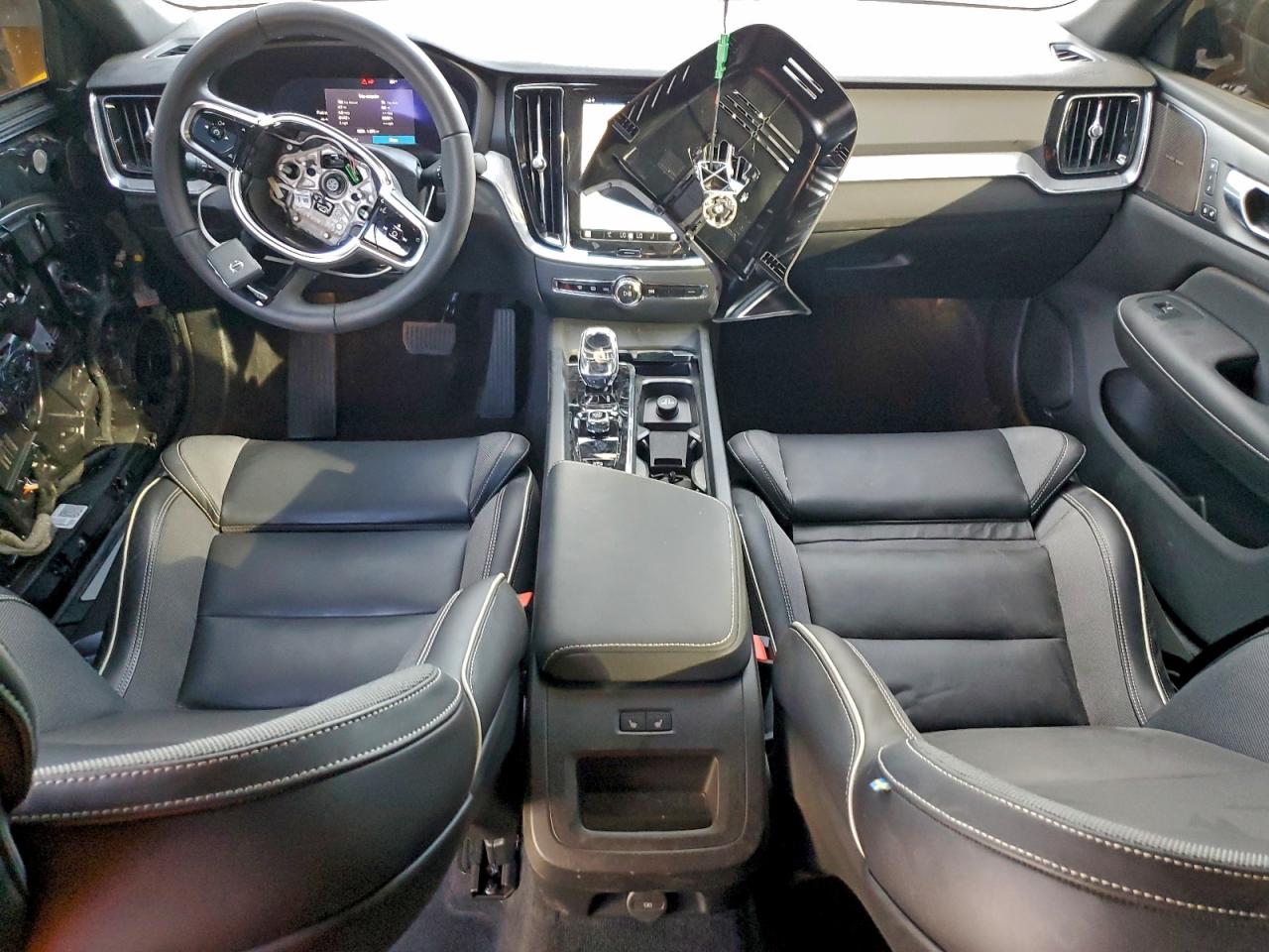 Volvo S60 Plus Plus Image 10