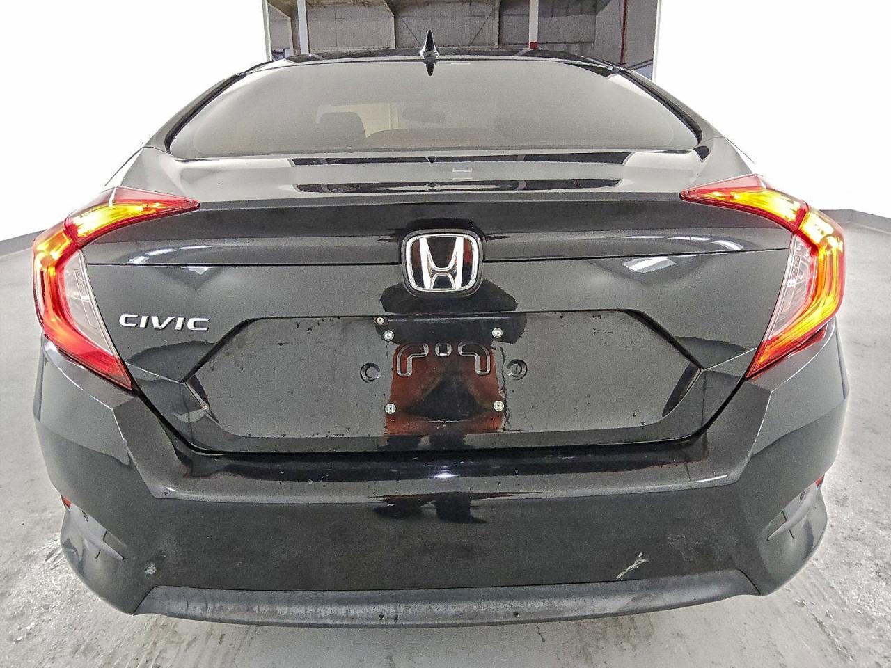 Honda Civic Ex Image 8