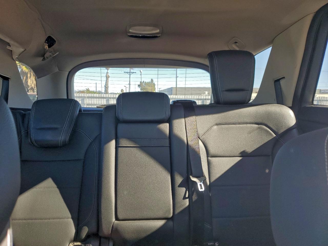 Mercedes-Benz M-Class 350 4matic Image 10