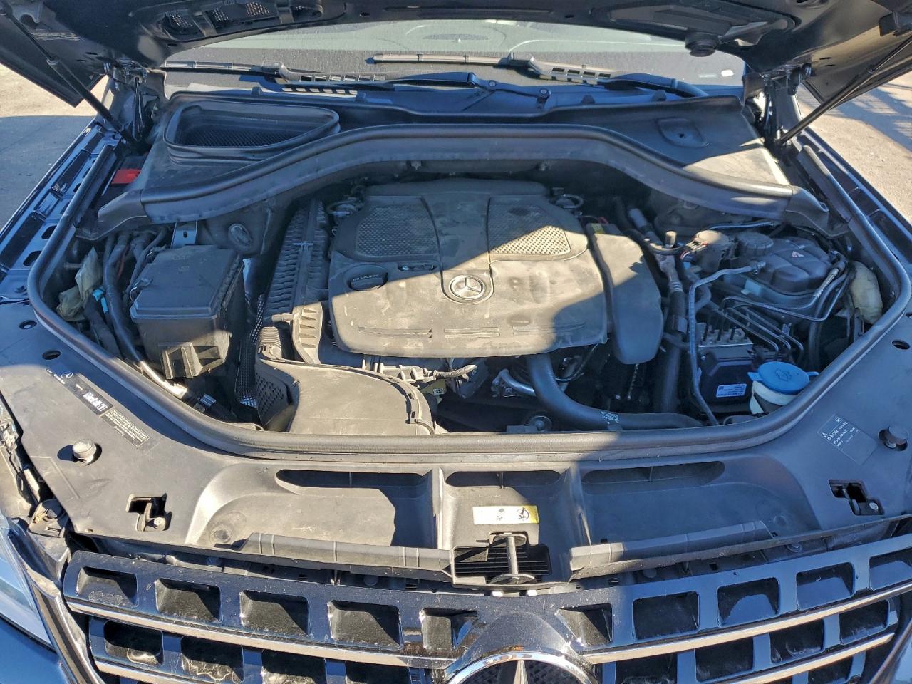 Mercedes-Benz M-Class 350 4matic Image 12