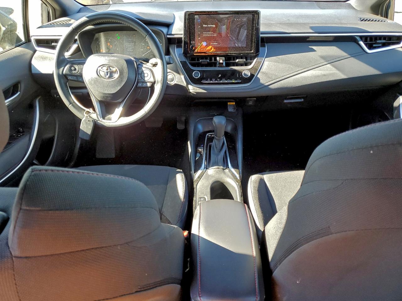 Toyota Corolla Le Image 9