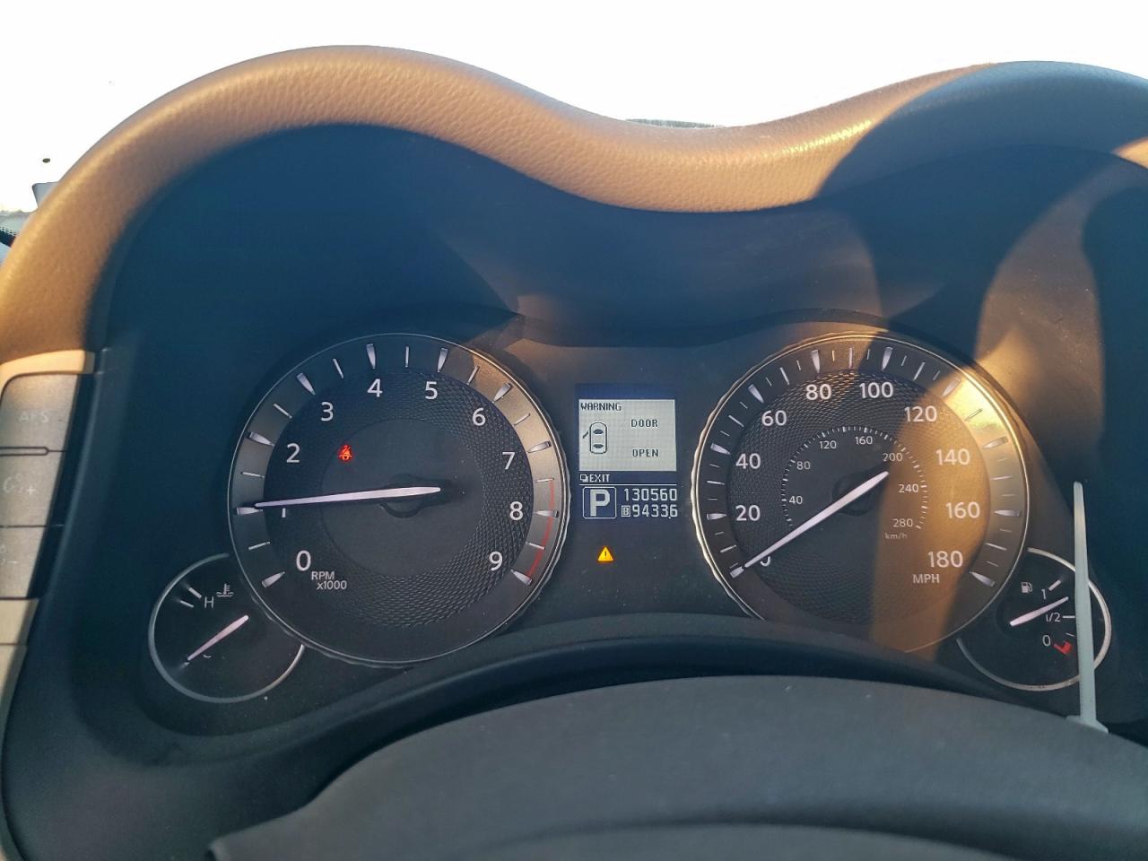 INFINITI M37 Image 6