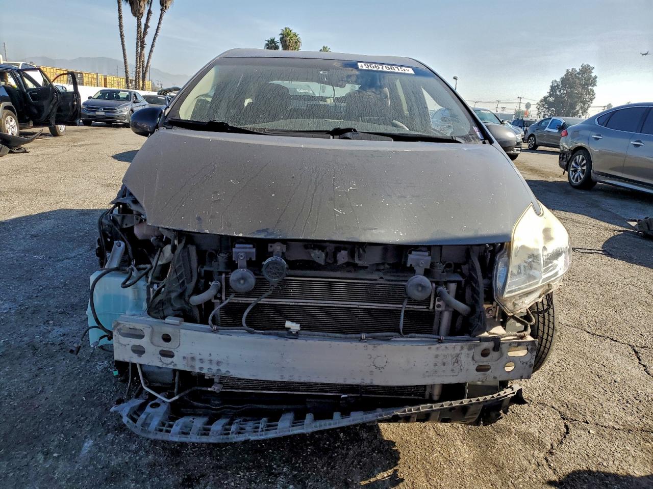 Toyota Prius Image 6