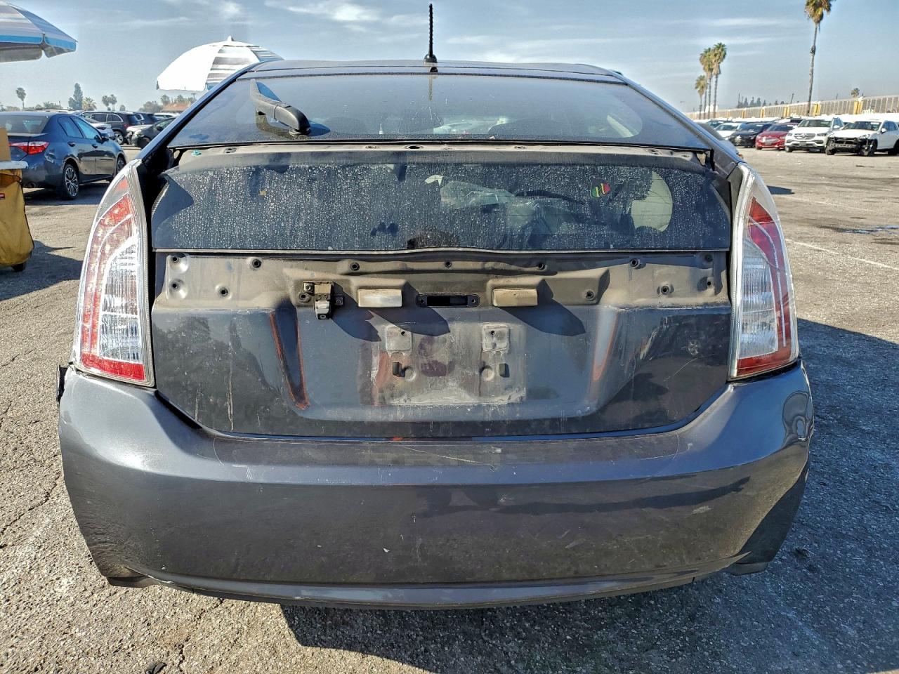 Toyota Prius Image 12