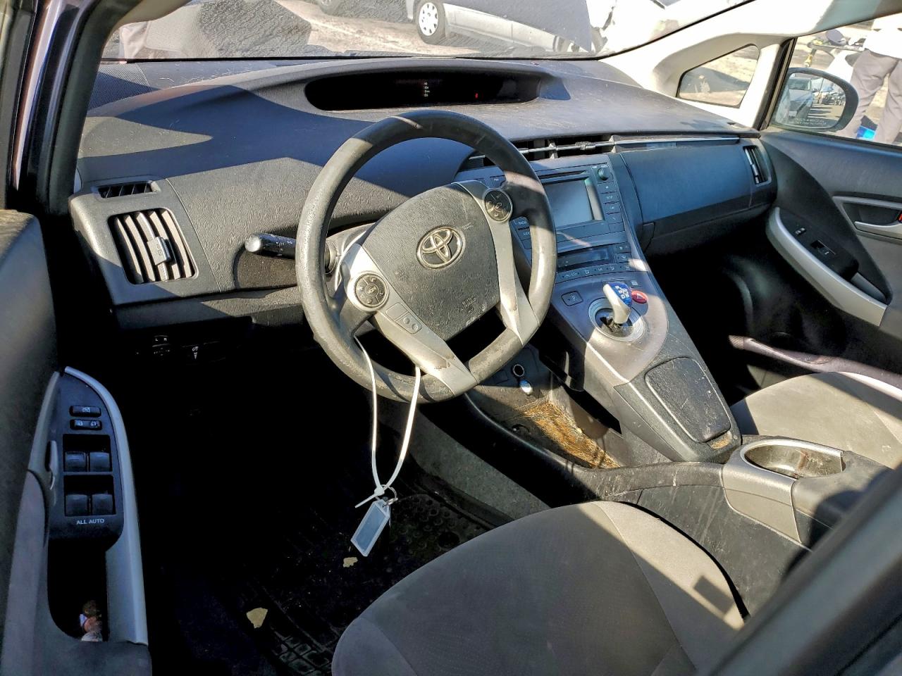 Toyota Prius Image 8