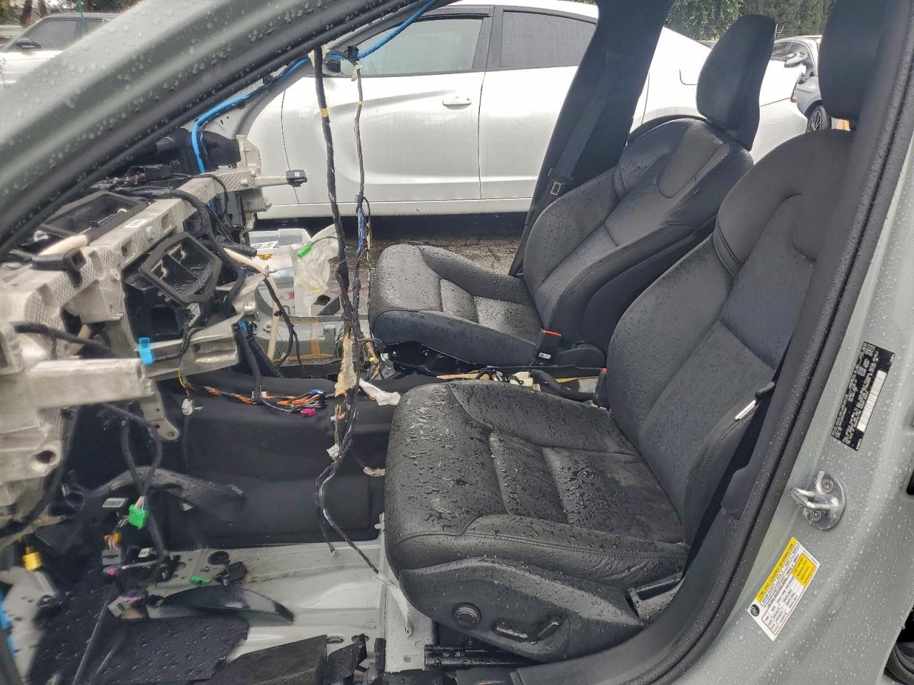 Volvo S60 Core Core Image 3