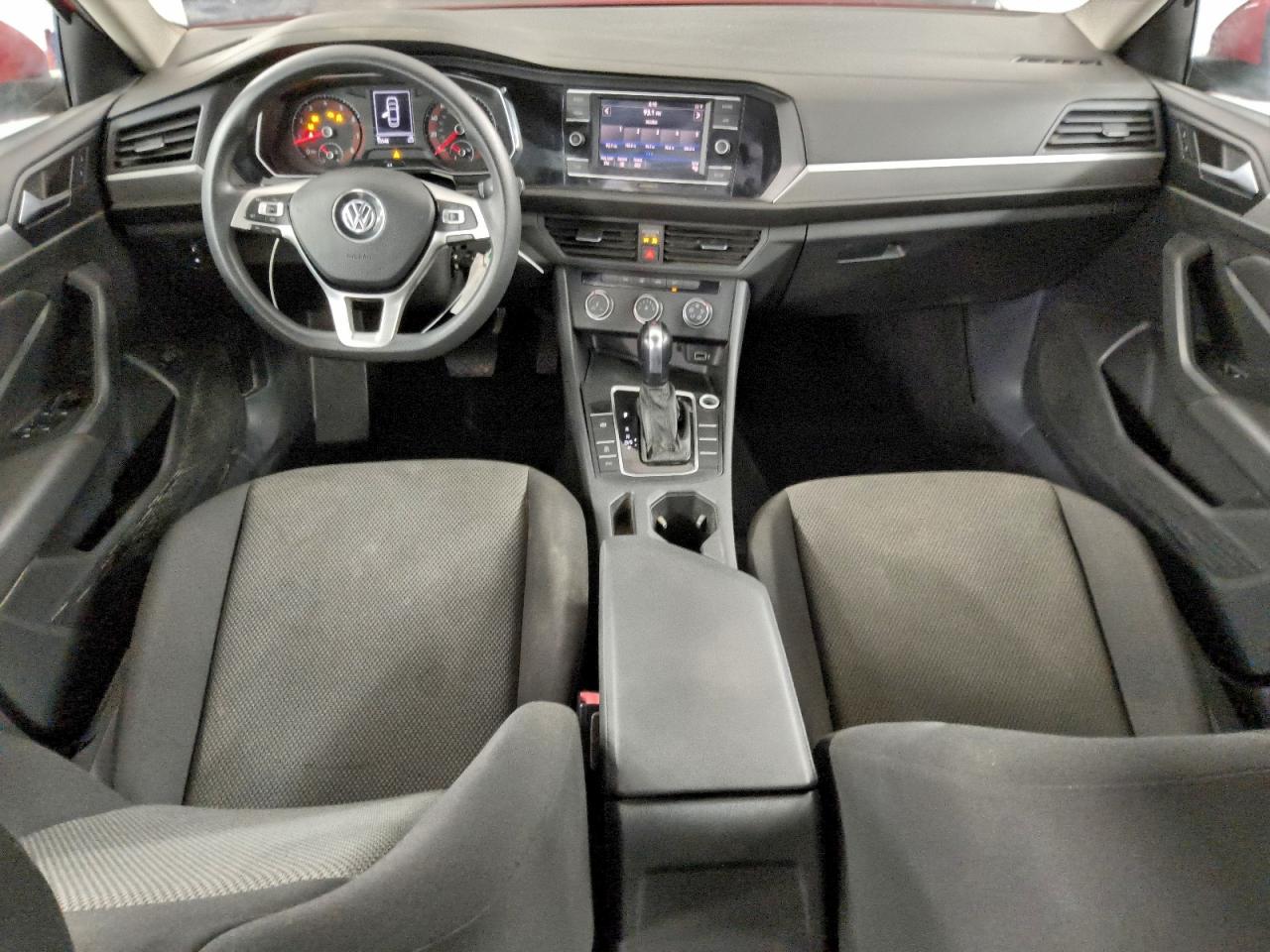 Volkswagen Jetta S Image 8