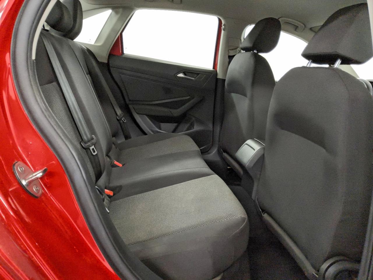 Volkswagen Jetta S Image 6