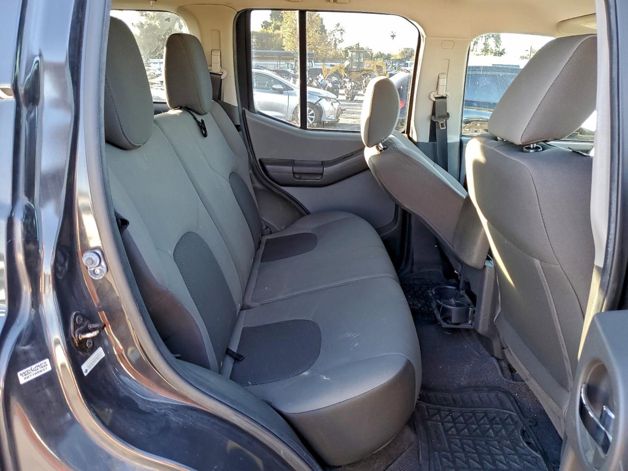 Nissan Xterra X Image 9