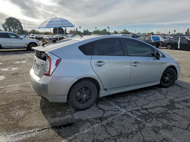 Toyota Prius Image 2