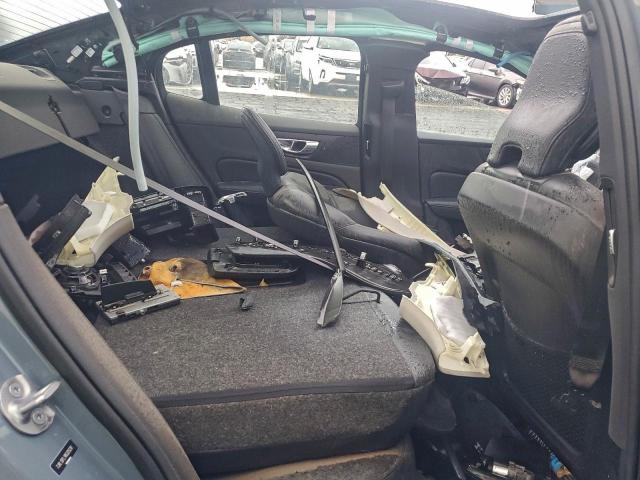 Volvo S60 Plus Plus Image 6