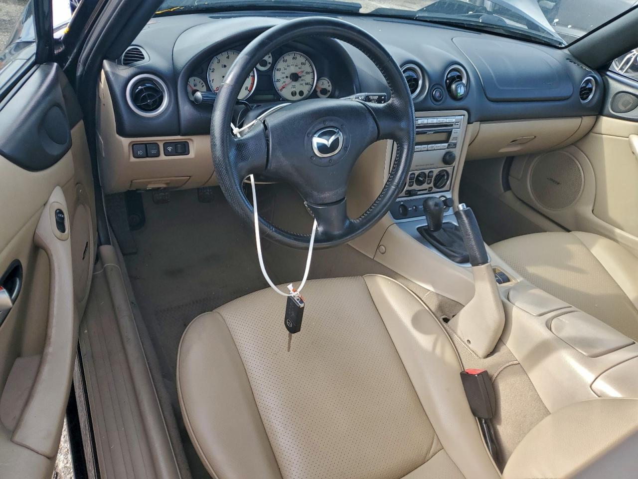 Mazda Mx5 Base Image 8