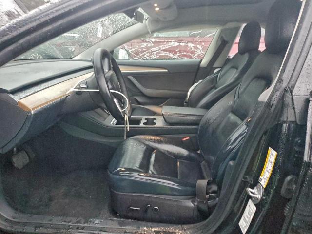 Tesla Model 3 Image 6