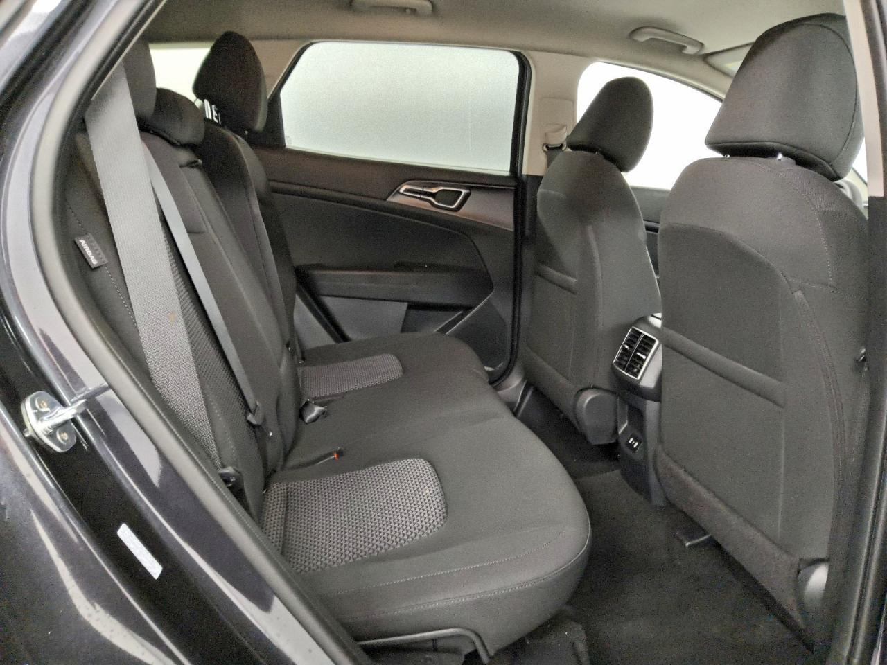 Kia Sportage Lx Image 13