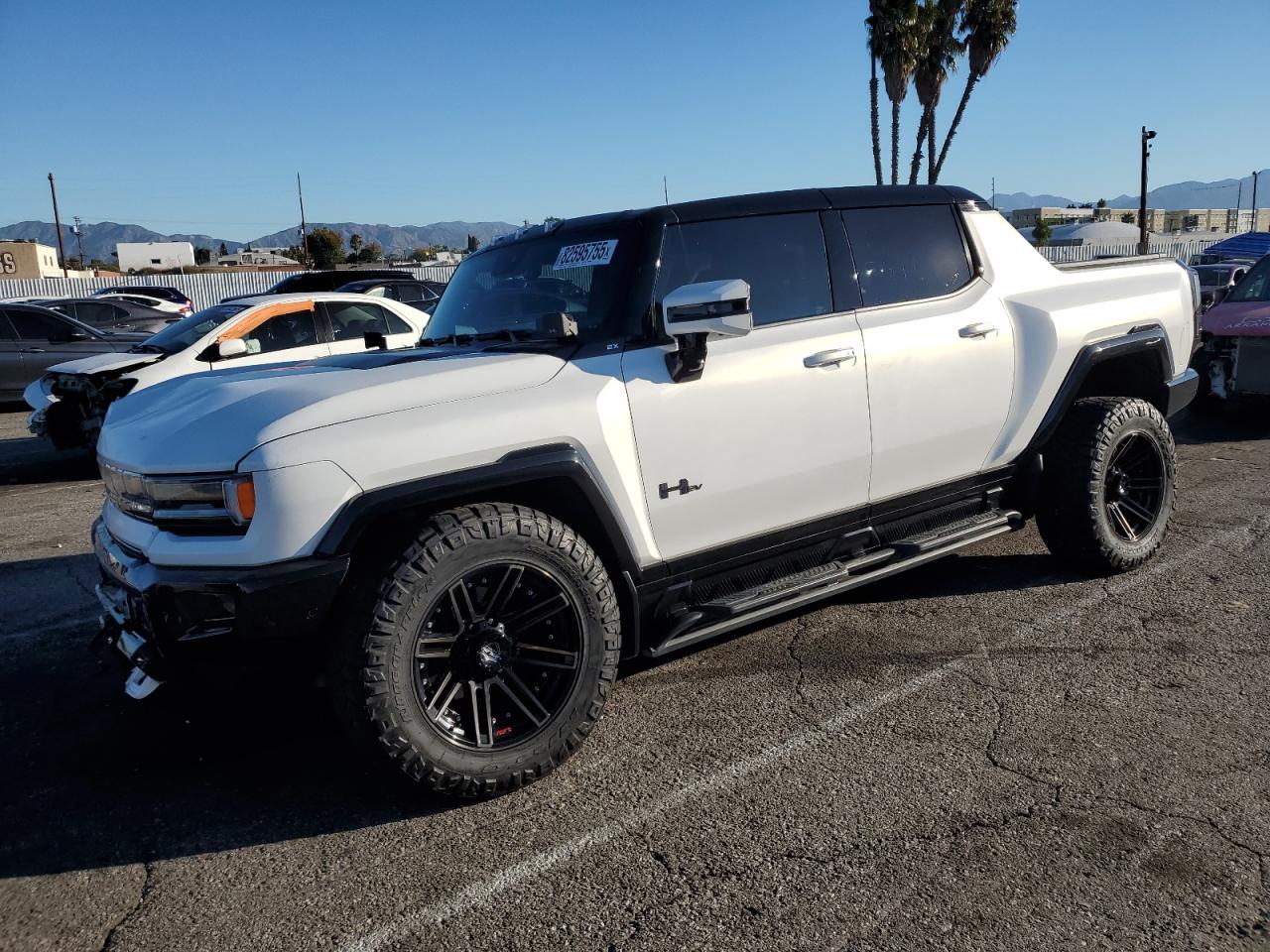 GMC Hummer Pic 2x Image 1