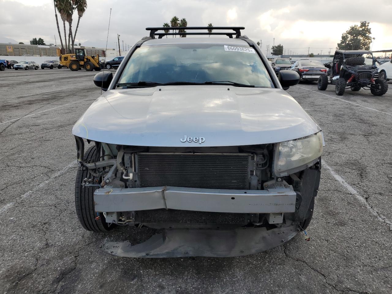 Jeep Compass Sport Image 4