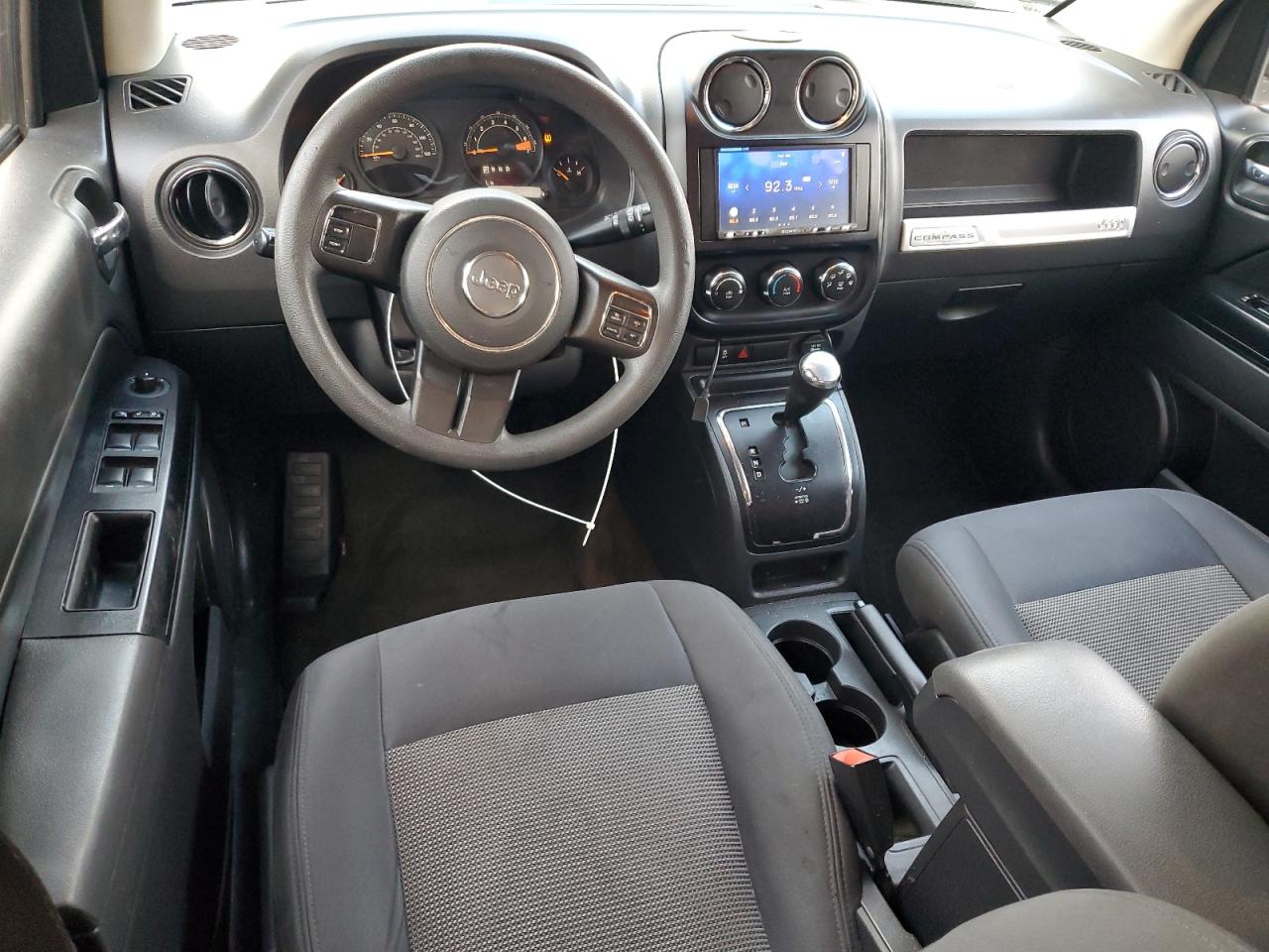 Jeep Compass Sport Image 3