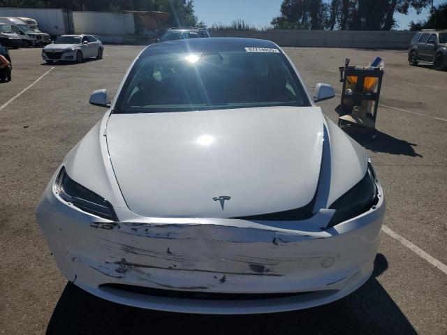 Tesla Model 3 Image 8