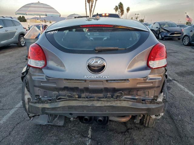 Hyundai VELOSTER Image 5