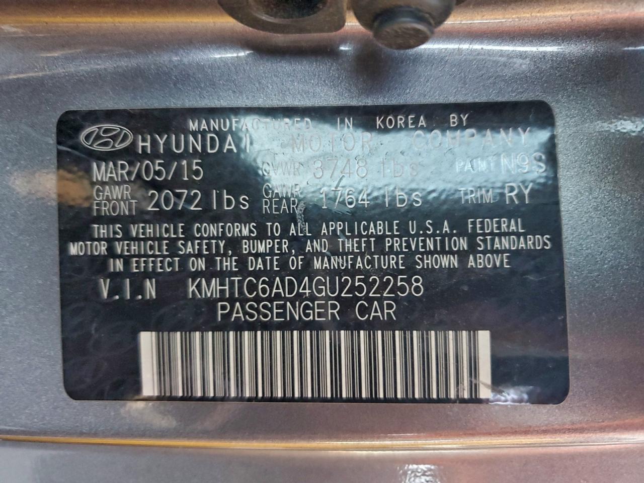 Hyundai VELOSTER Image 8