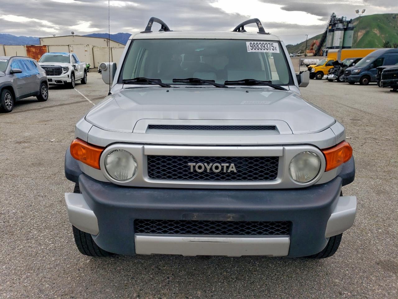 Toyota FJ Cruiser Image 10