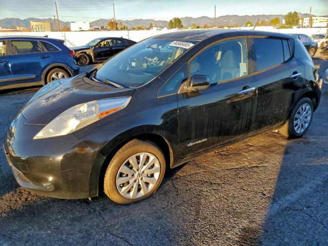  Salvage Nissan LEAF