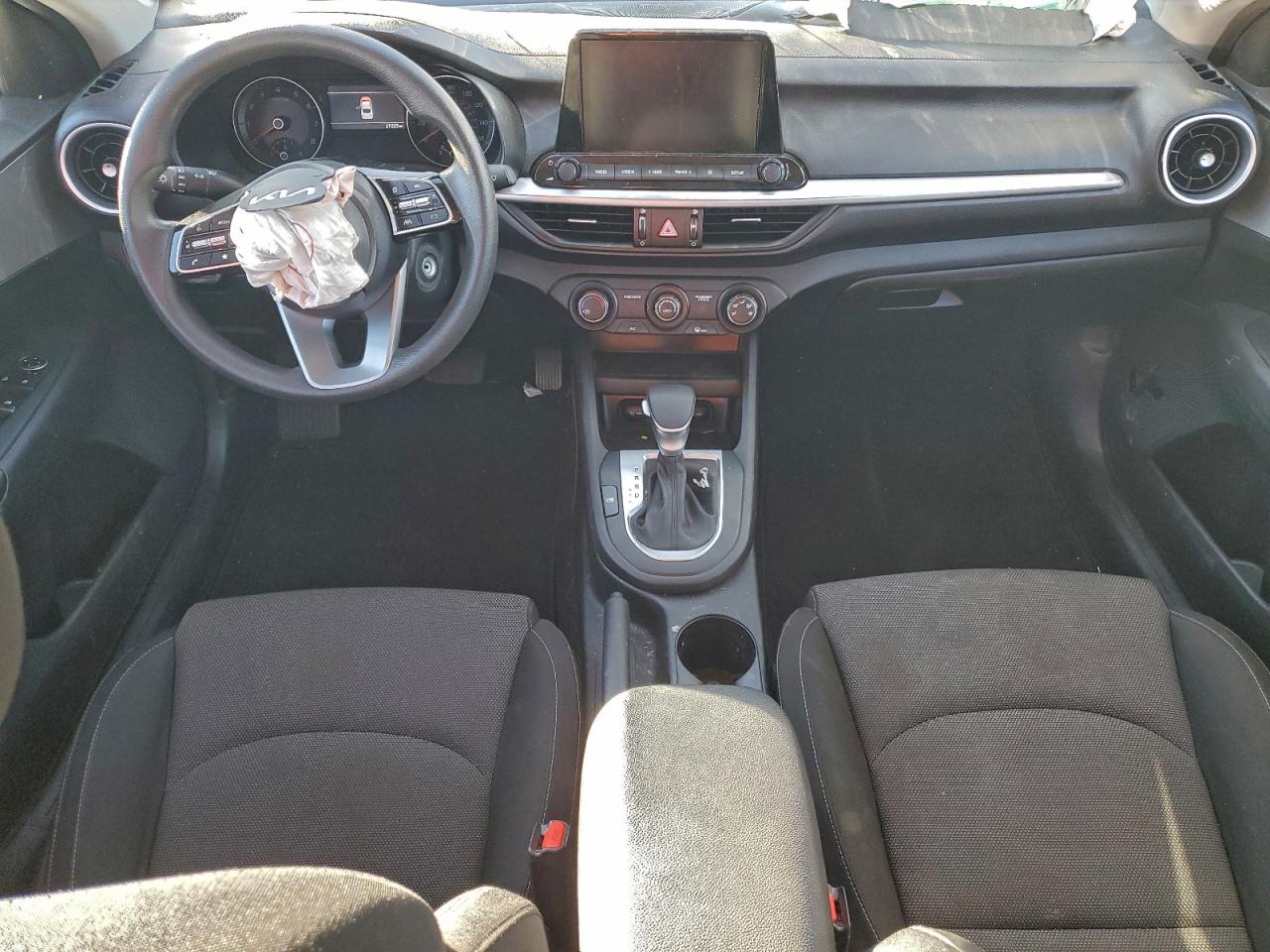 Kia Forte Lx Image 12