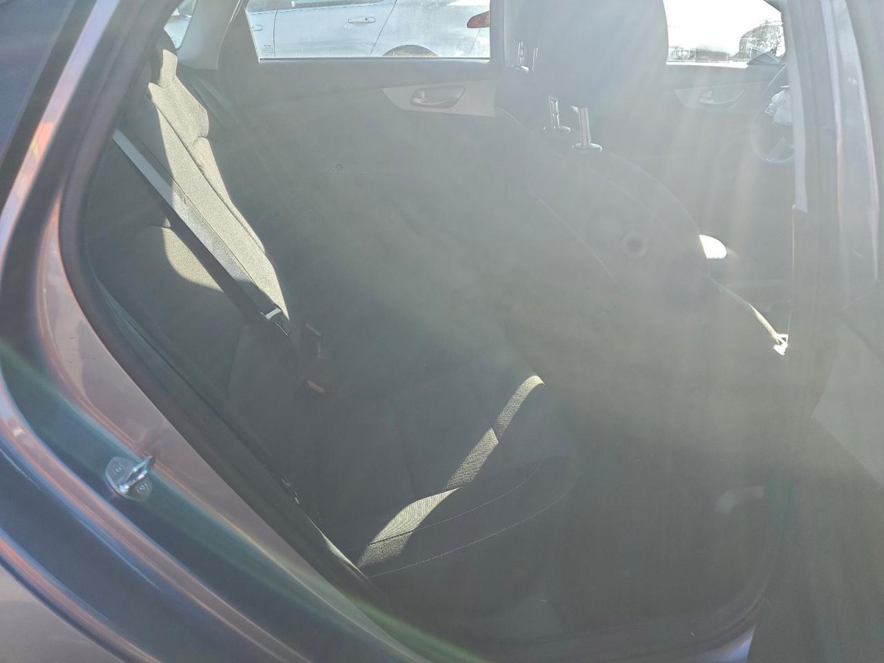 Kia Forte Lx Image 11