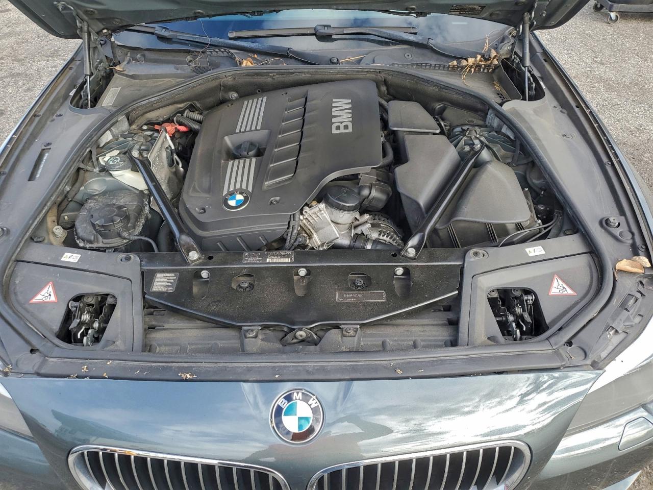 BMW 5 Series I Image 10