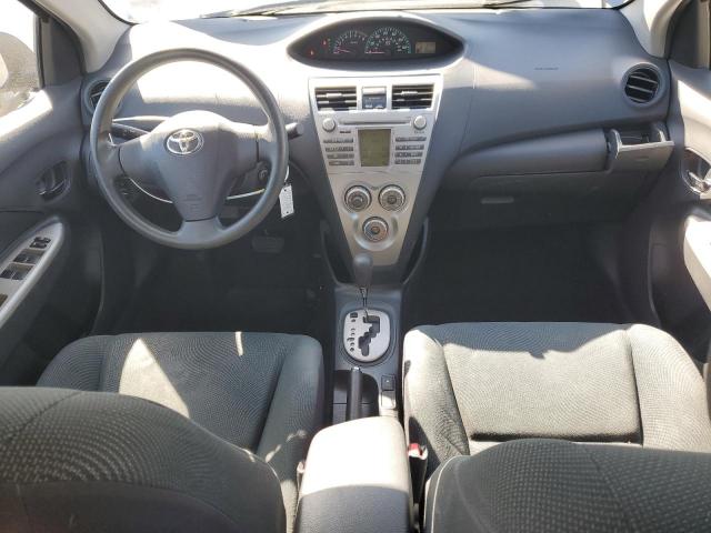 Toyota Yaris Image 11