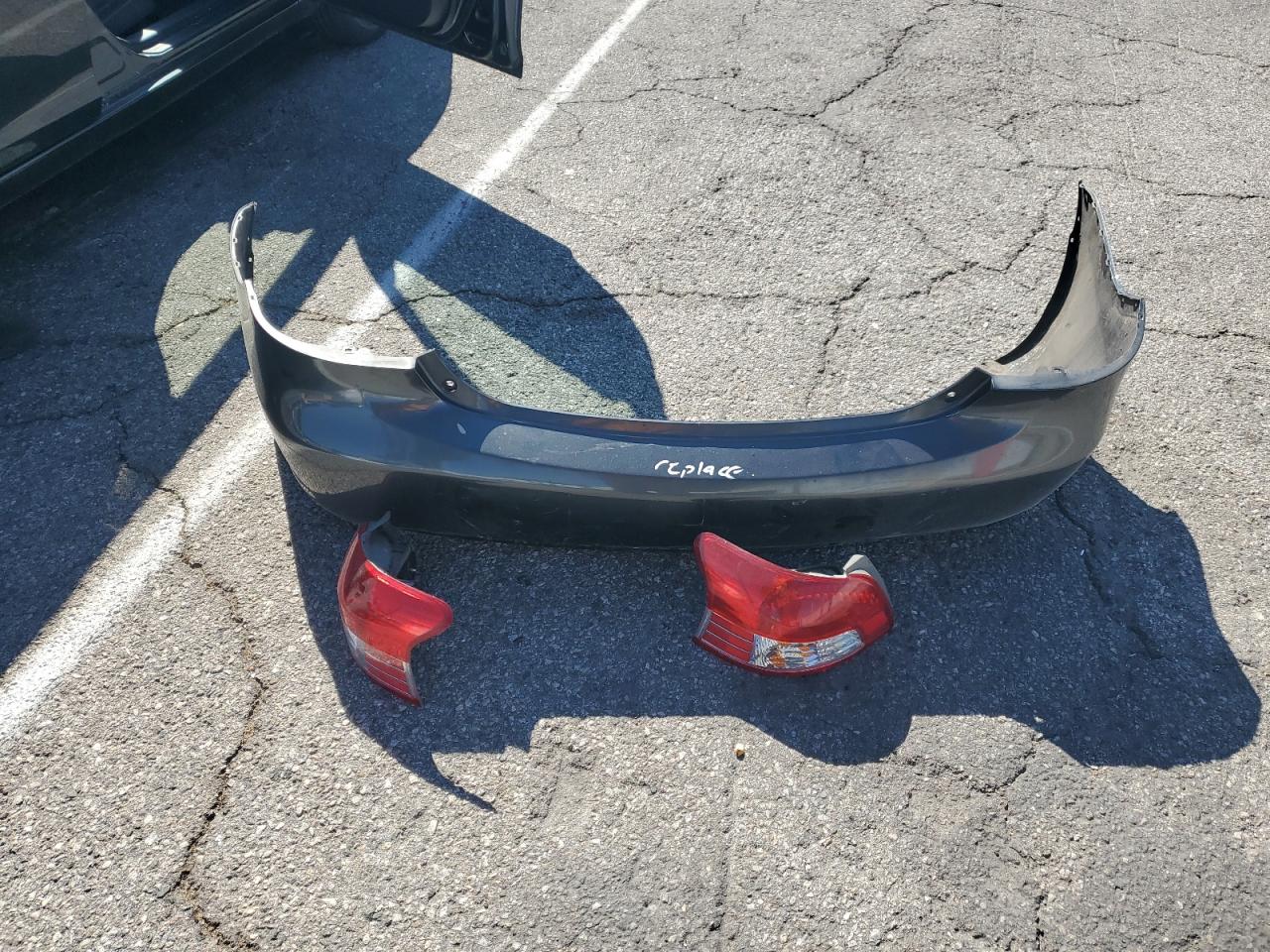 Toyota Yaris Image 12