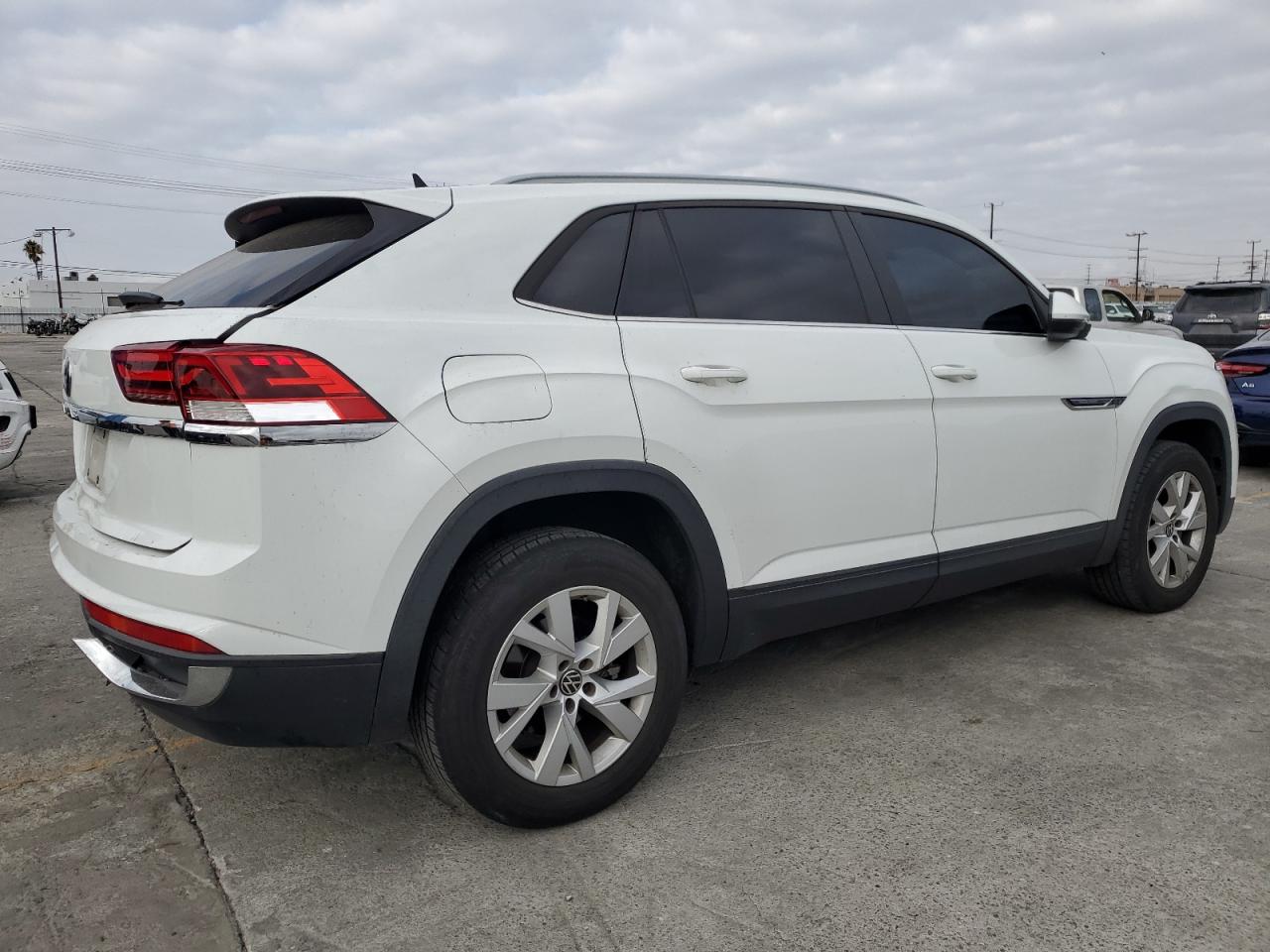 Volkswagen Atlas S Image 4