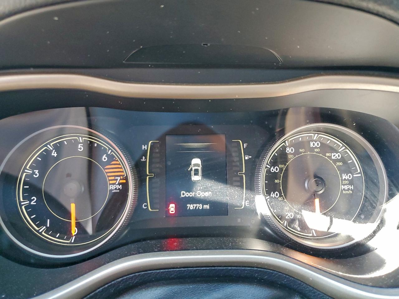 Jeep Grand Cherokee Latitude Image 10