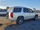 Cadillac Escalade Luxury Image 2
