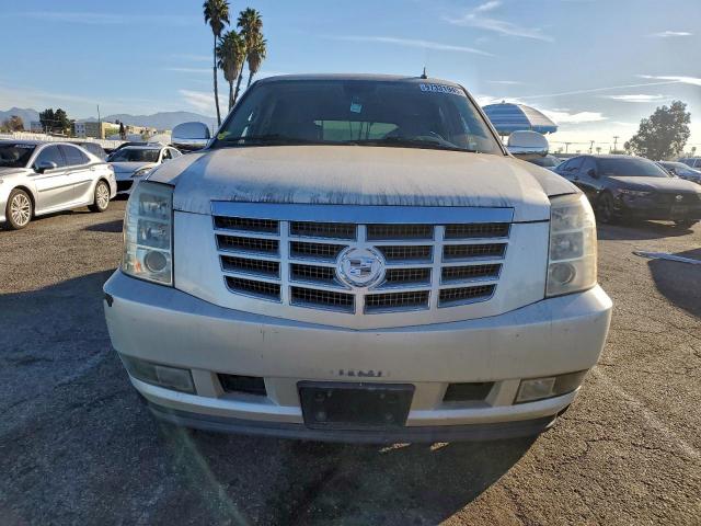 Cadillac Escalade Luxury Image 5