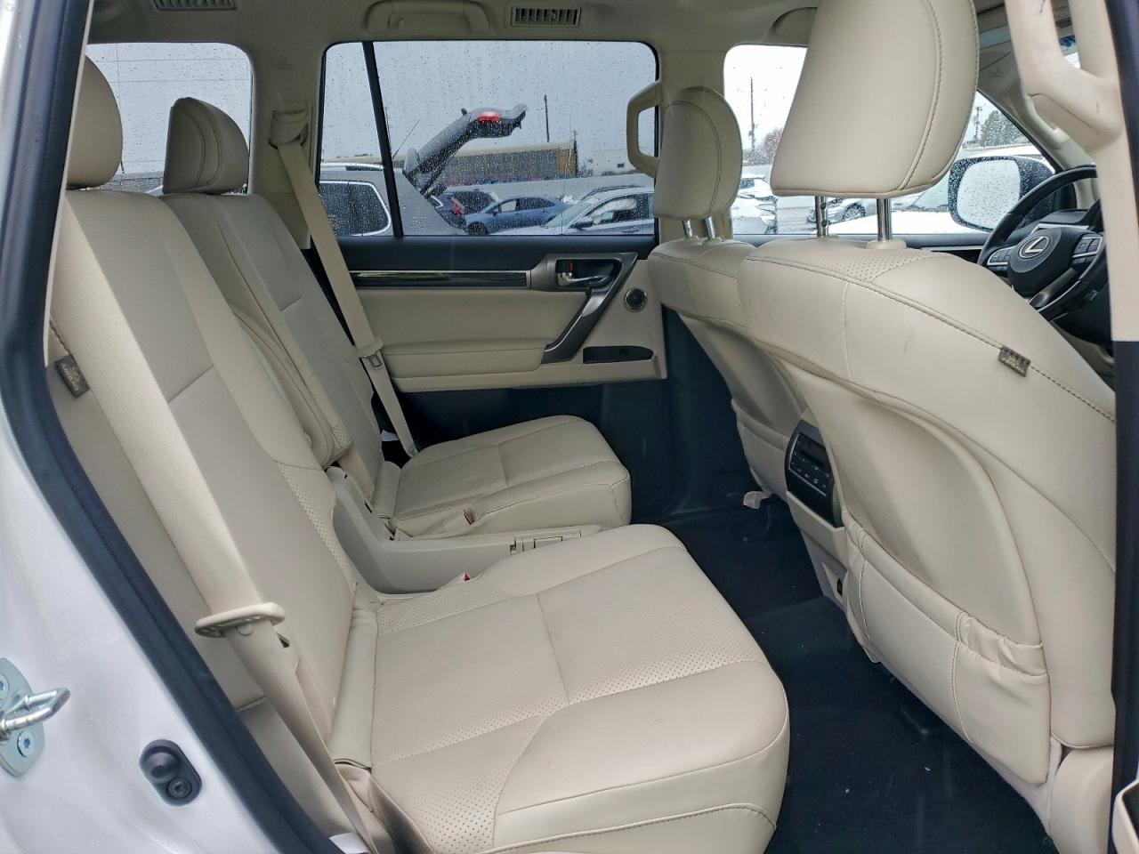 Lexus Gx 460 Luxury Image 11