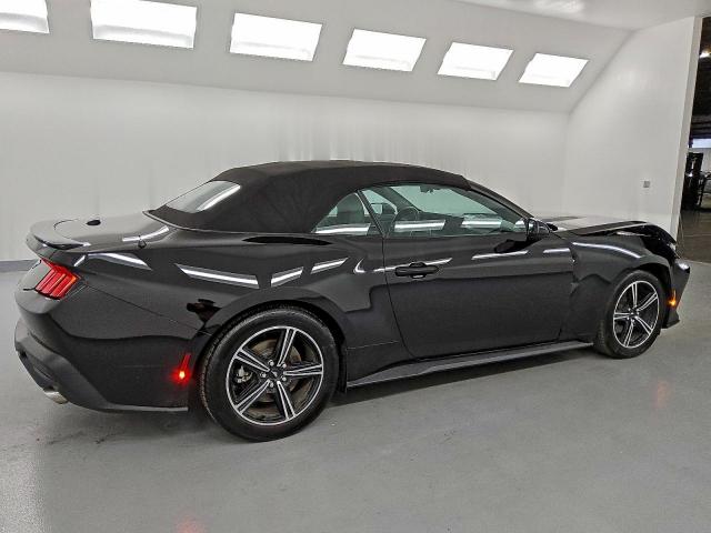 Ford Mustang Image 2