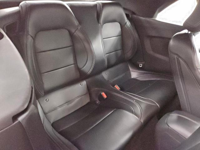 Ford Mustang Image 12