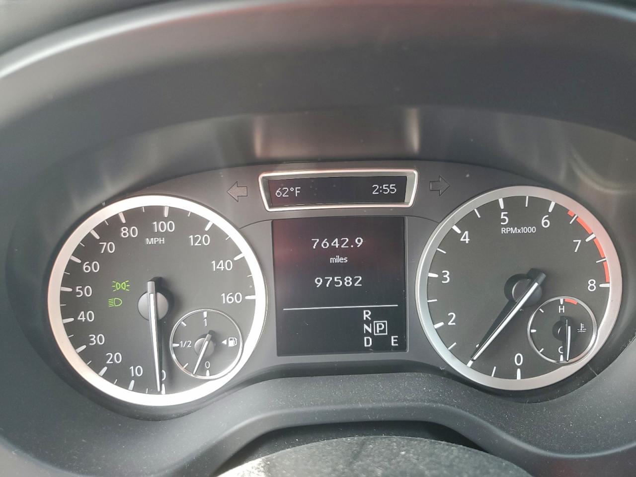 INFINITI Qx Base Image 12