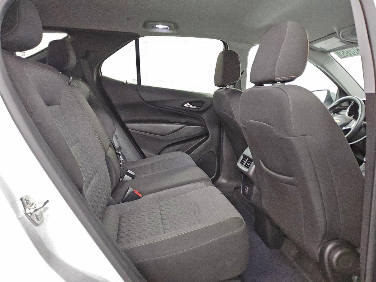 Chevrolet Equinox Lt Image 9