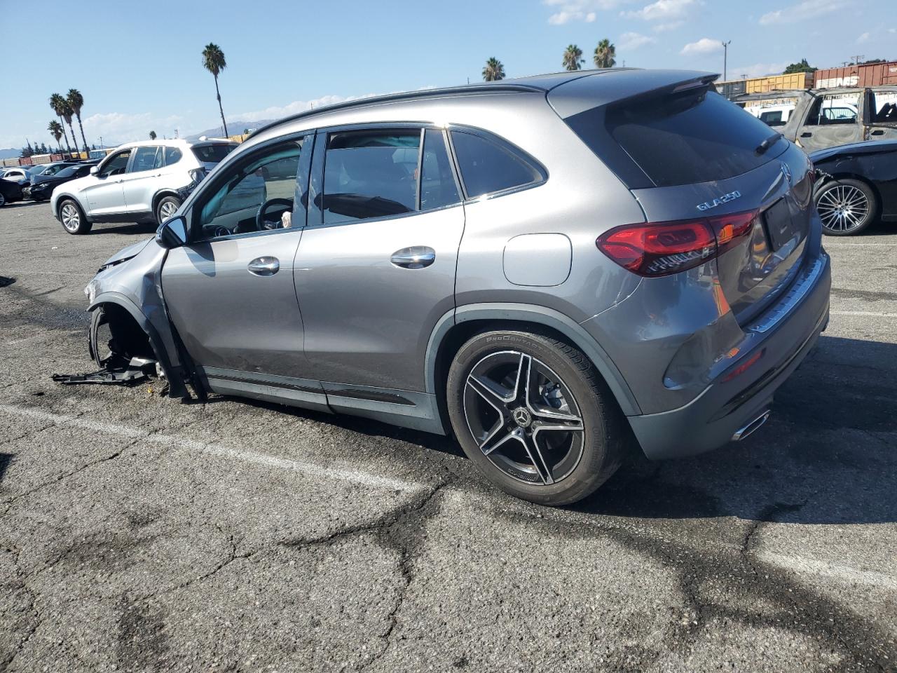 Mercedes-Benz GLA 250 Image 5