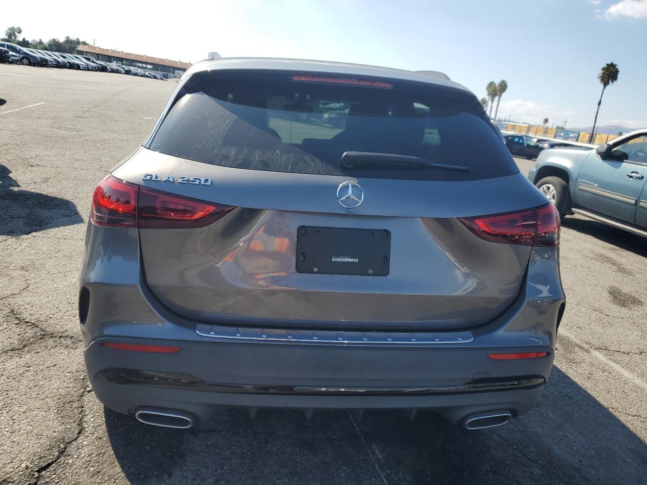 Mercedes-Benz GLA 250 Image 3