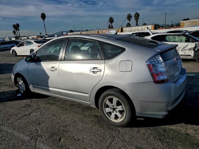 Toyota Prius Image 12