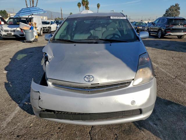 Toyota Prius Image 2