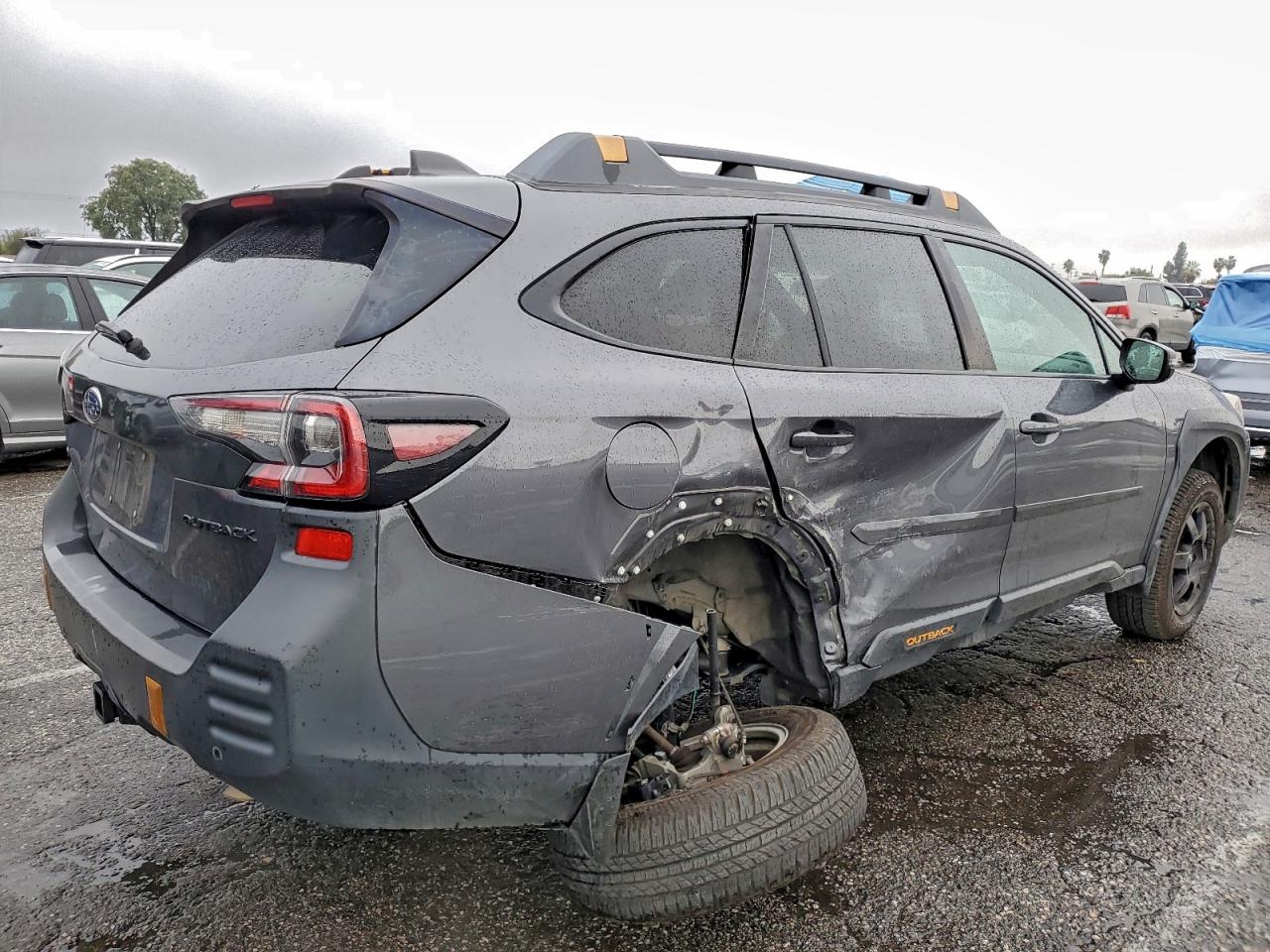 Subaru Outback Wilderness Image 3