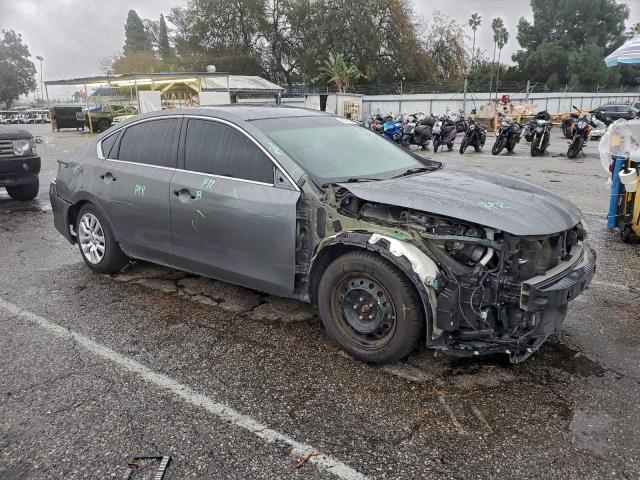 Nissan Altima 2.5 Image 2