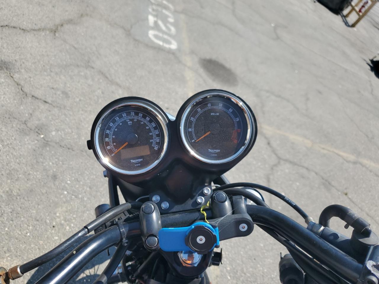 Triumph Car Scrambler Image 4